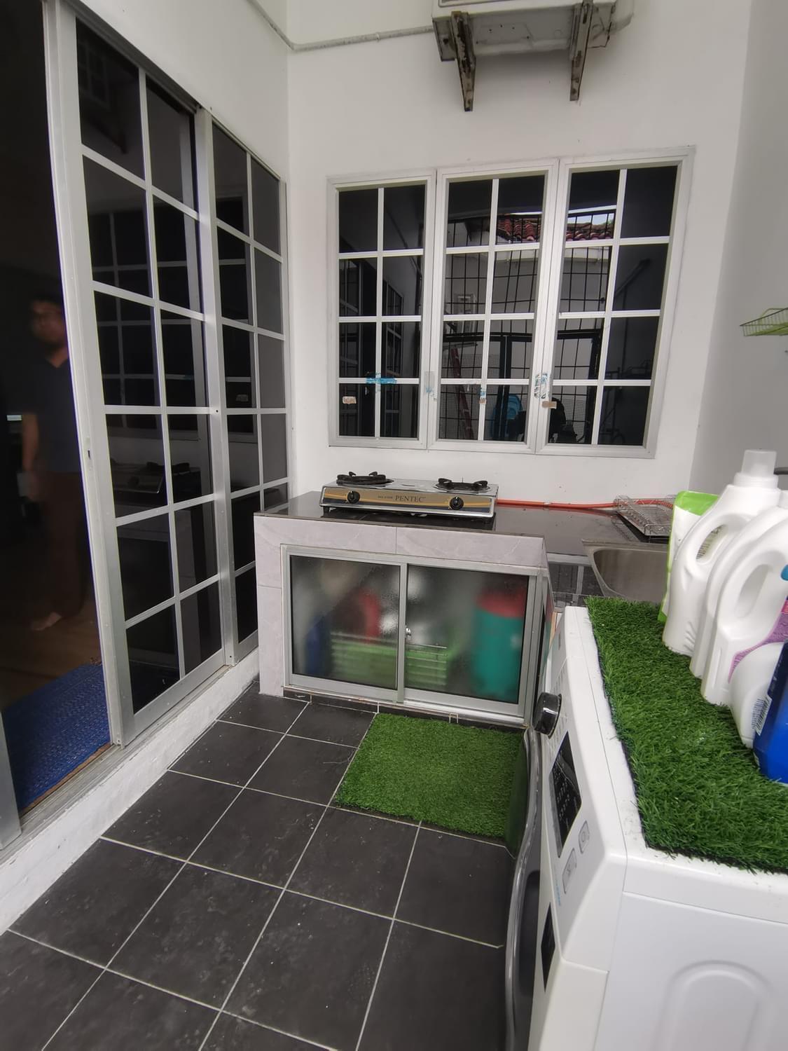 M Taz Homestay Kuching Exterior foto